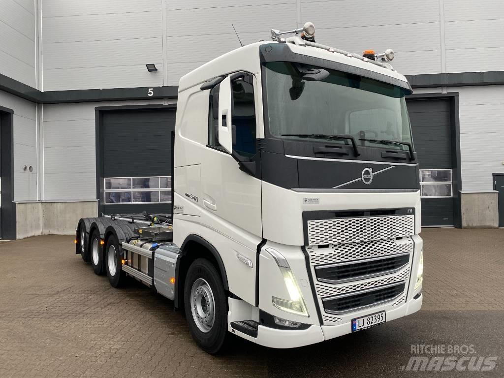Volvo FH540 Tridem Hákový nosič kontejnerů
