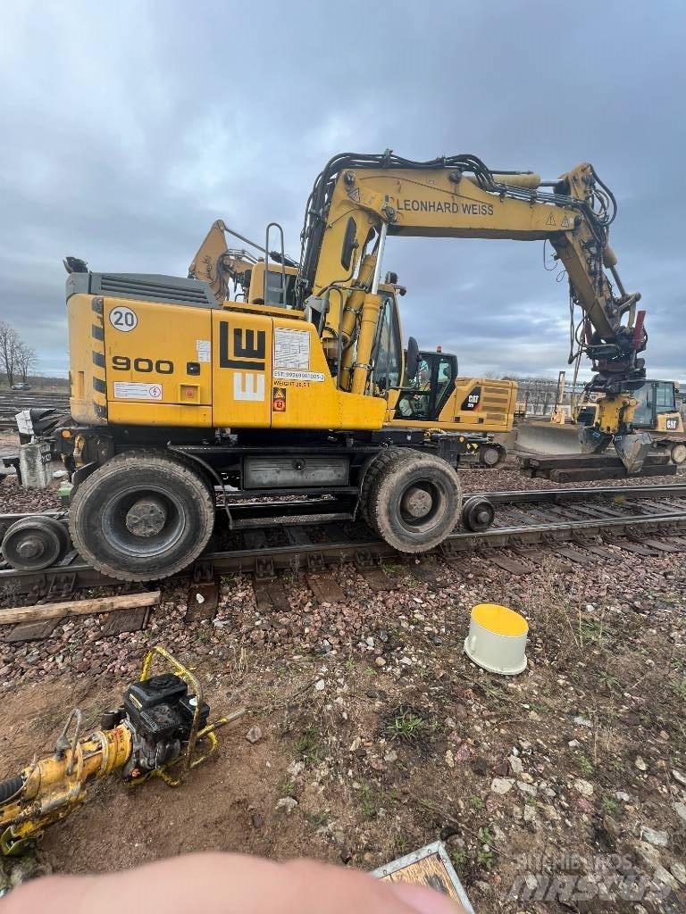 Liebherr A 900 C ZW Speciální bagry