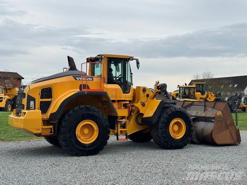 Volvo L 220 H Kolové nakladače
