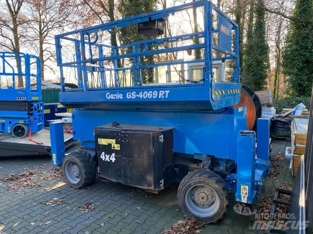 Genie GS 4069 RT Nůžková zvedací plošina