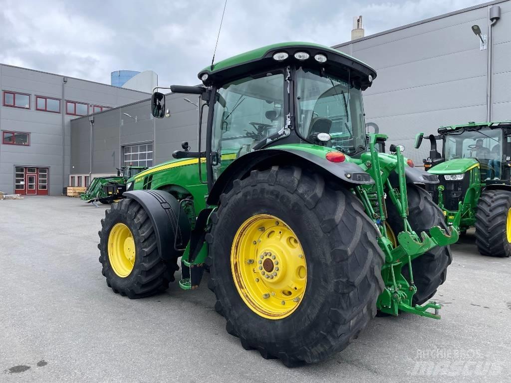John Deere 8360 R Traktory