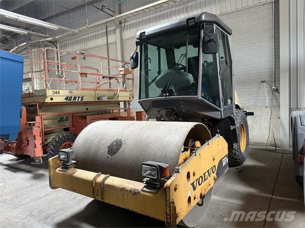 Volvo SD77 Tahačové válce