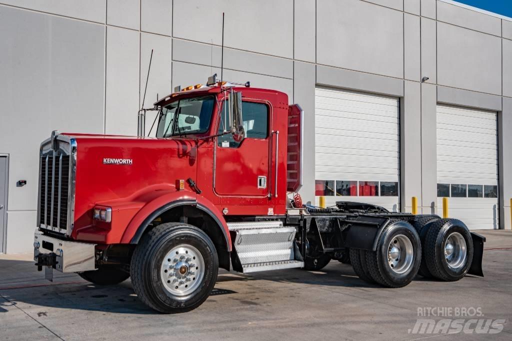 Kenworth T 800 Tahače