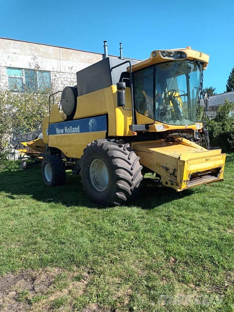 New Holland CS 6080 Sklízecí mlátičky