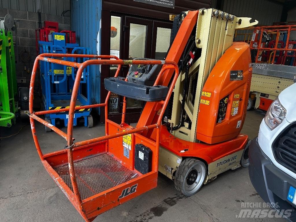 JLG Toucan 10 E Vertikální sloupové výtahy