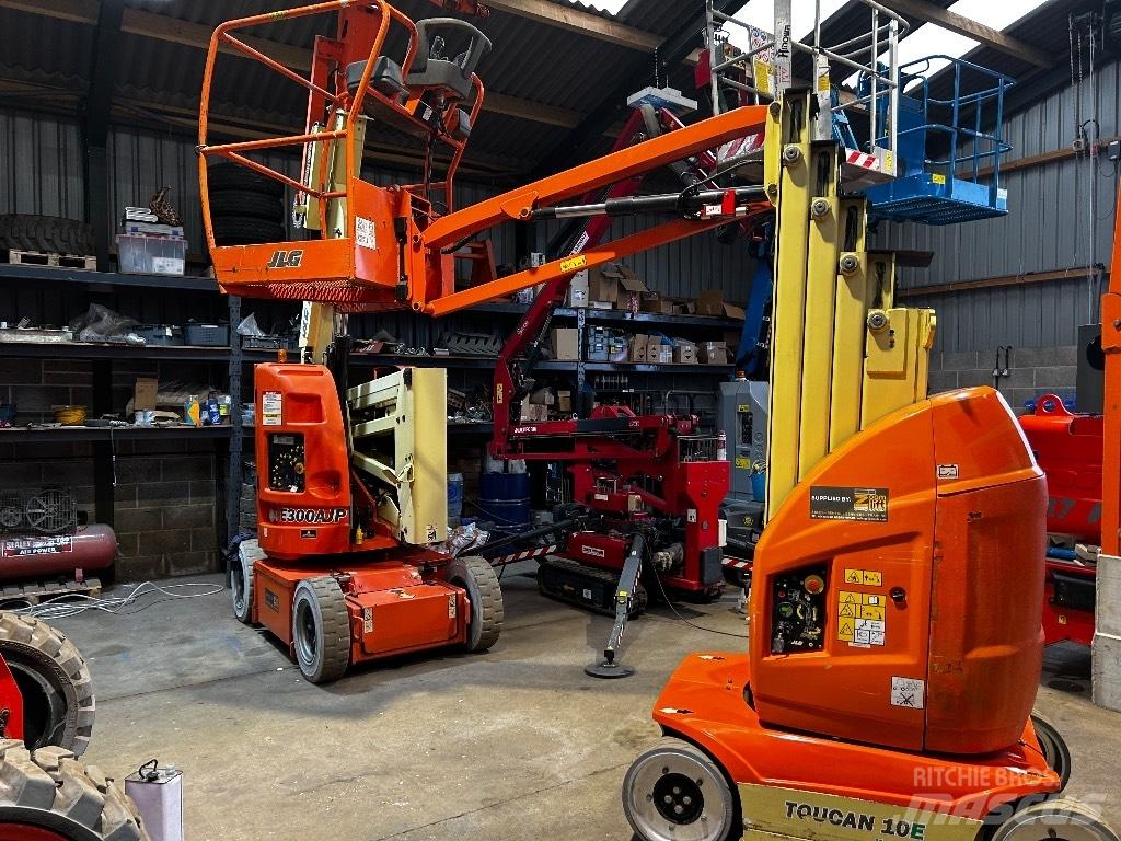 JLG Toucan 10 E Vertikální sloupové výtahy