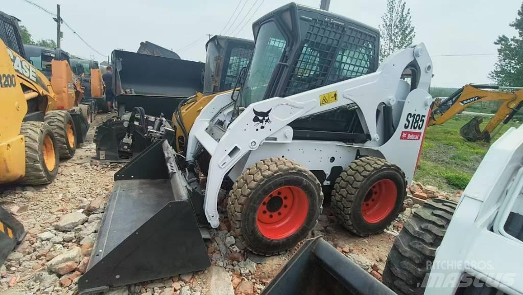 Bobcat S 185 Smykem řízené nakladače