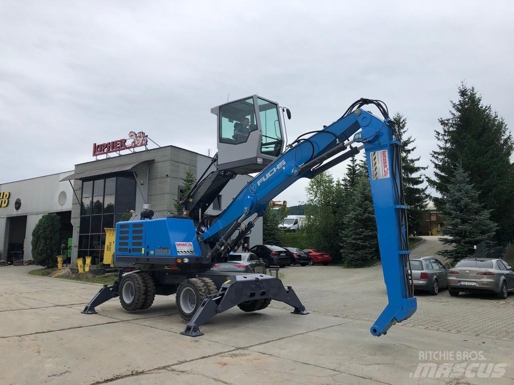 Fuchs MHL320 Stroje pro manipulaci s odpadem
