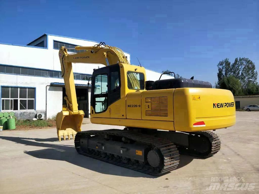 New Power NE225 Midi rýpadla 7t - 12t