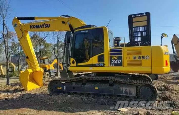 Komatsu PC 240 LC Pásová rýpadla