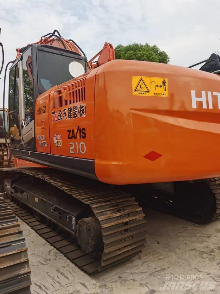 Hitachi ZX 210 Pásová rýpadla
