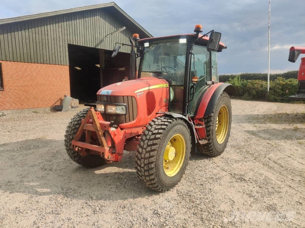 John Deere 5100 R Traktory