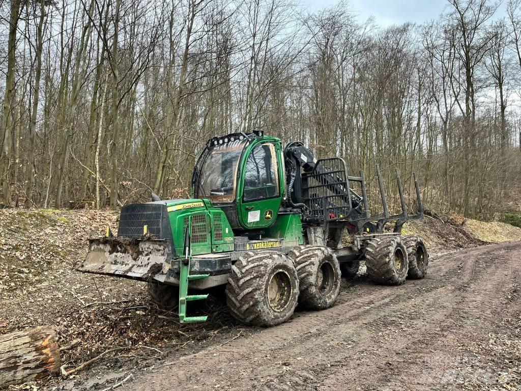 John Deere 1210 E Vyvážecí traktory