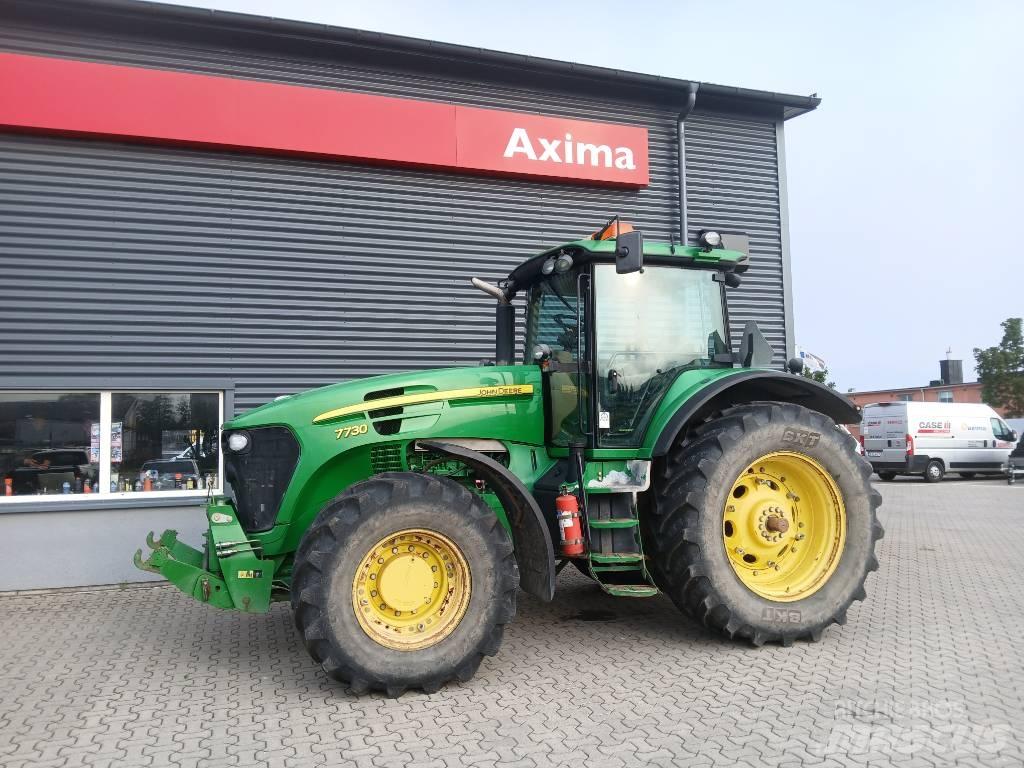 John Deere 7730 AP Traktory