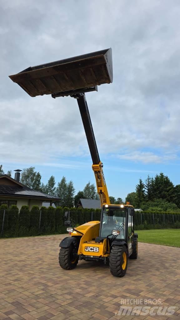 JCB 535-60 Teleskopické manipulátory