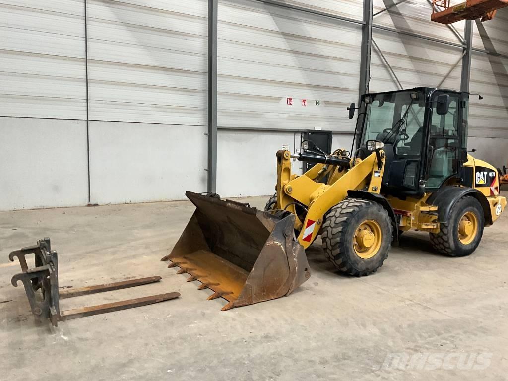 CAT 907 H 2 Kolové nakladače