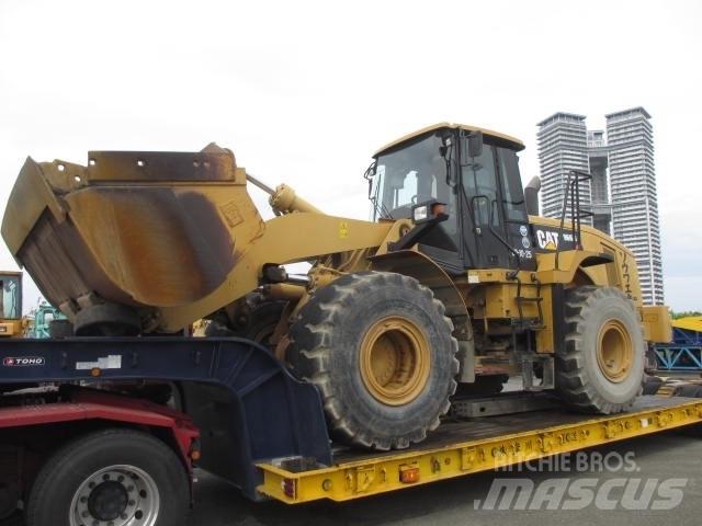 CAT 966H Kolové nakladače