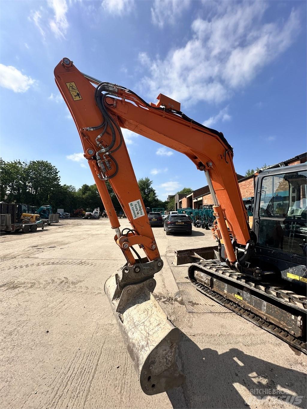 Doosan DX 63-3 Mini rýpadla < 7t