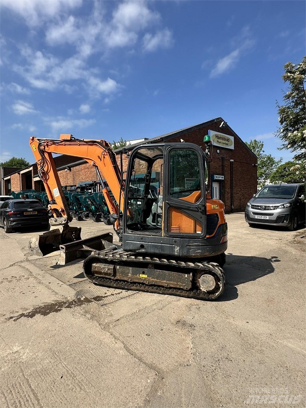 Doosan DX 63-3 Mini rýpadla < 7t
