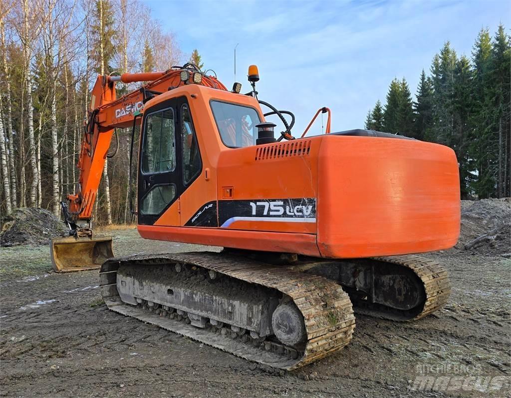 Daewoo S175LC-V Pásová rýpadla