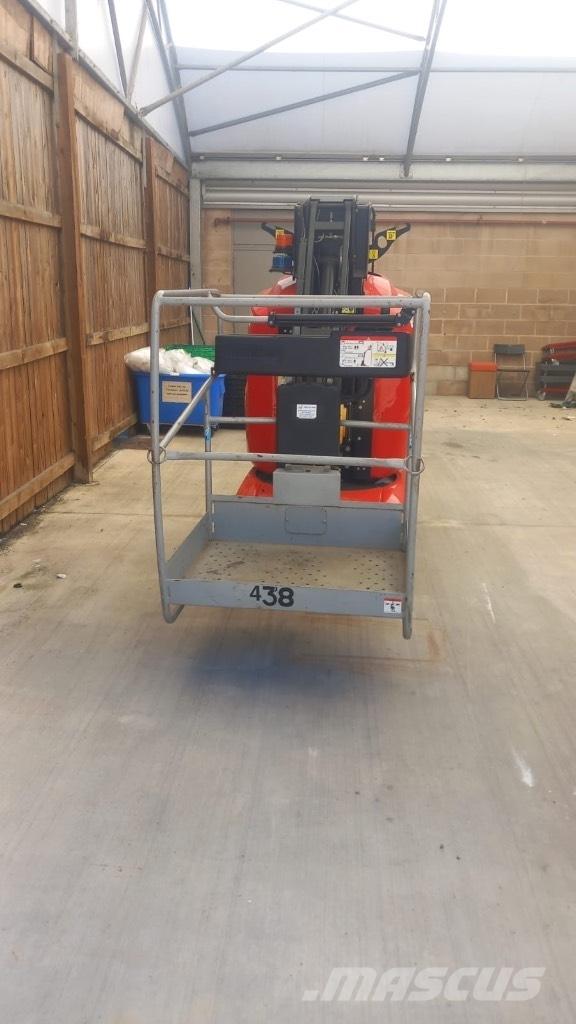 Manitou 100 VJR Vertikální sloupové výtahy