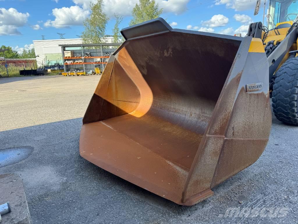 Volvo L 180 H Kolové nakladače