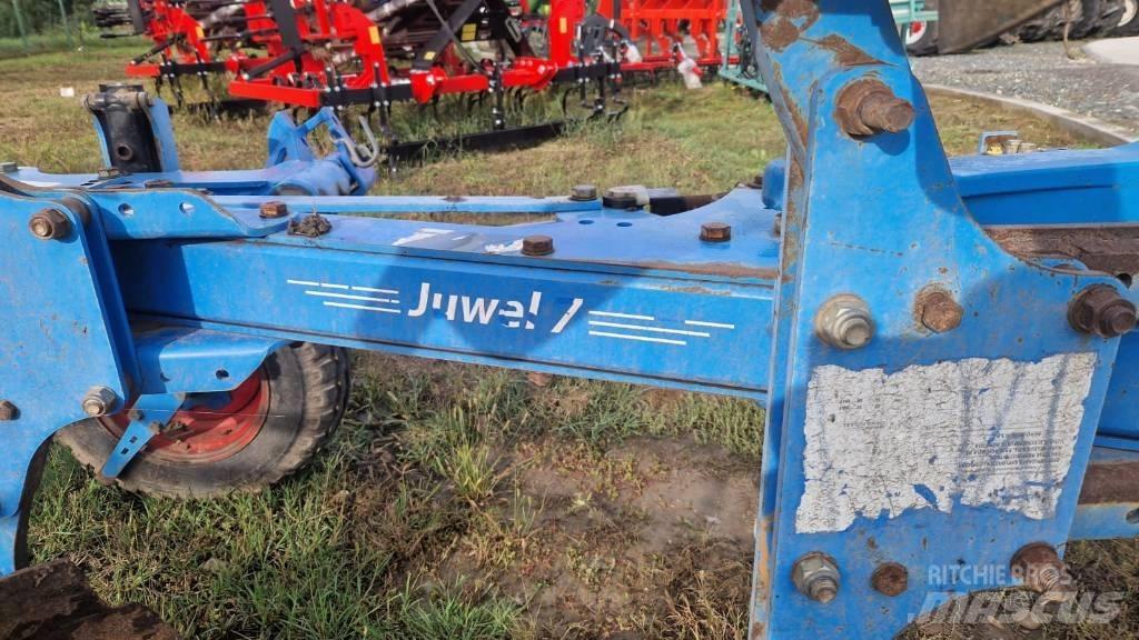 Lemken Juwel 7 M V T Oboustranné pluhy