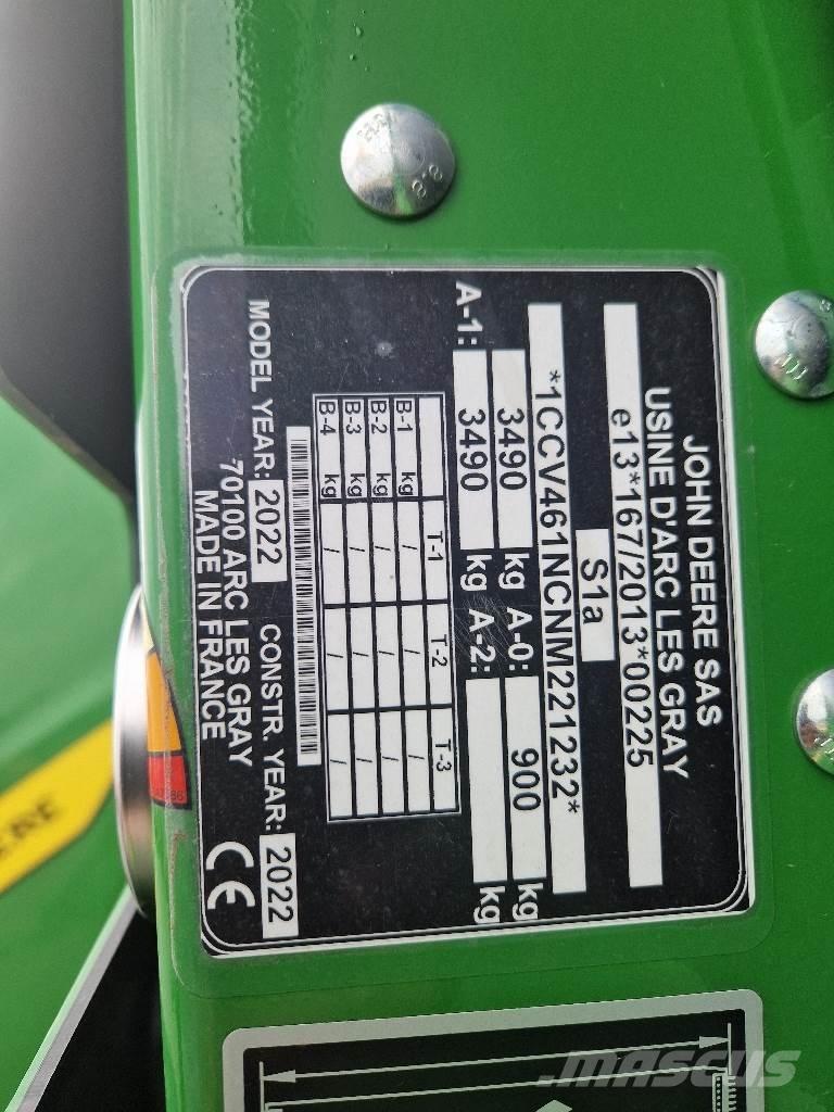 John Deere V461M Lis na válcové balíky