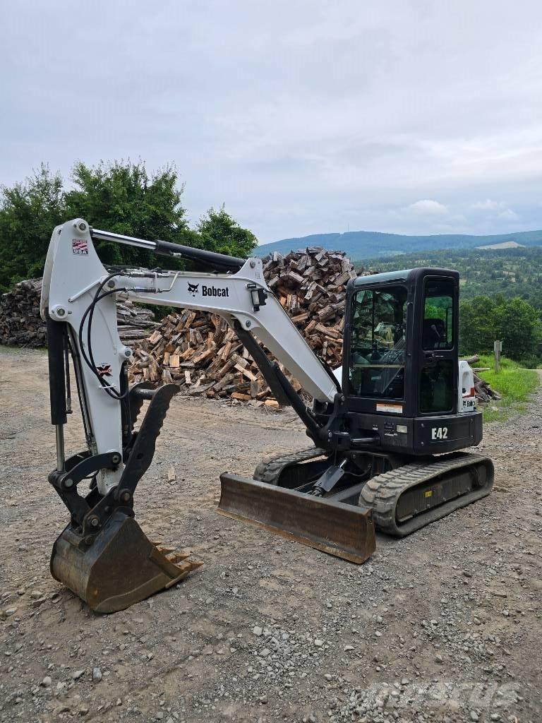 Bobcat E42 Mini rýpadla < 7t