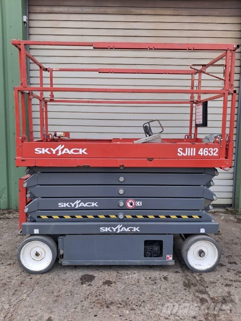 SkyJack SJ III 4632 Nůžková zvedací plošina
