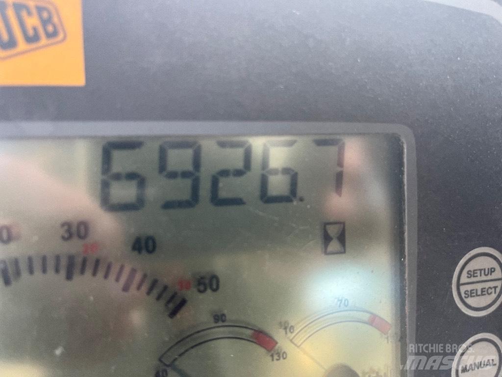 JCB 411 HT Kolové nakladače