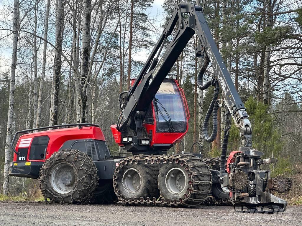 Komatsu 911 Harvestory