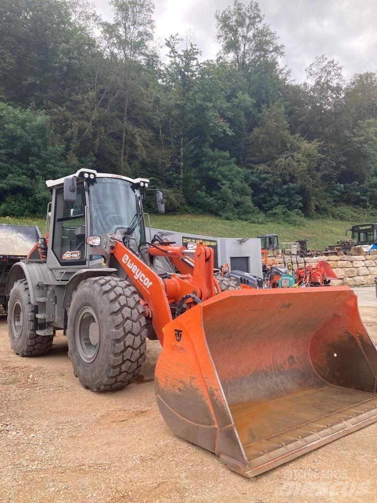 Weycor AR 660 Kolové nakladače
