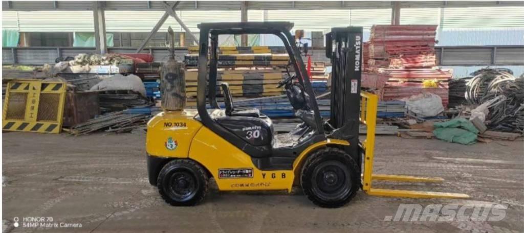 Komatsu FD 30 T-14 Dieselové vozíky