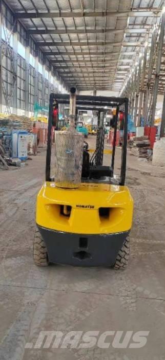 Komatsu FD 30 T-14 Dieselové vozíky