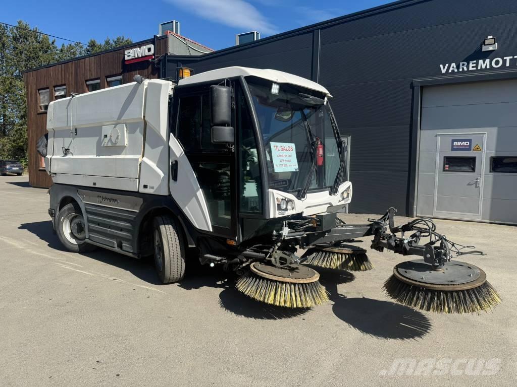 Johnston C401 Zametací stroje