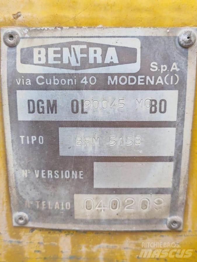Benfra 515B Kolové nakladače