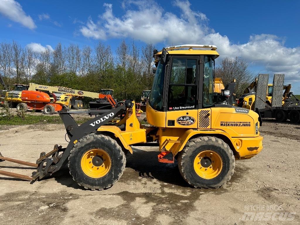 Volvo L 35 G Kolové nakladače