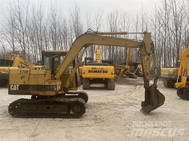 CAT E70B Pásová rýpadla