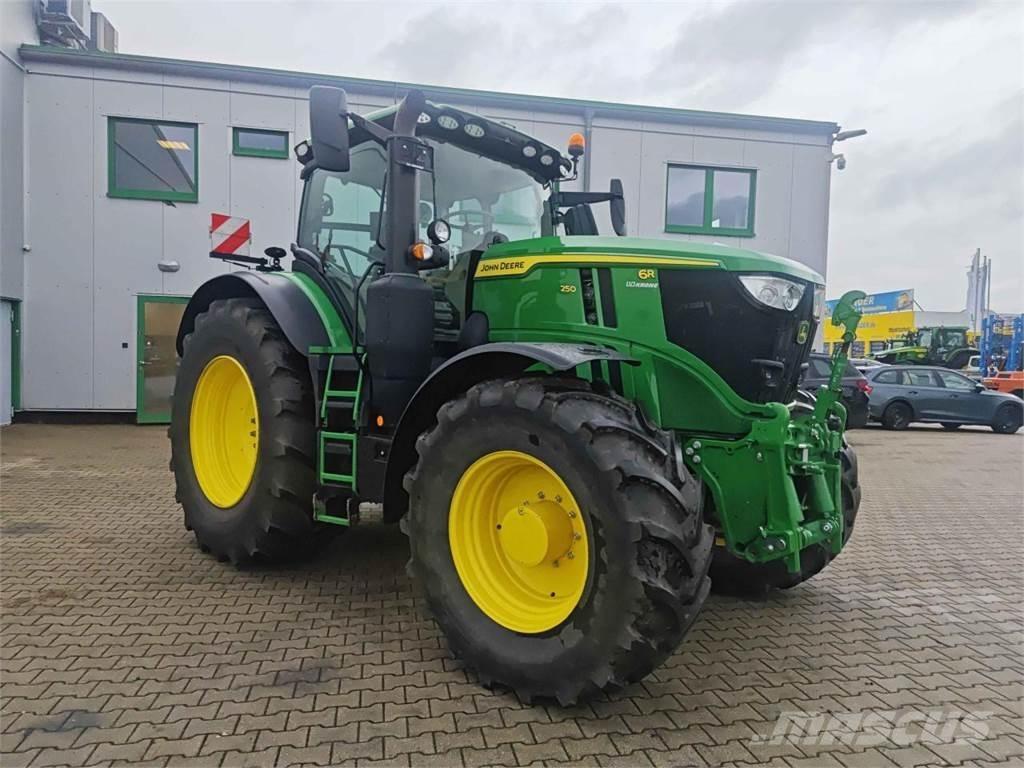 John Deere 6R 250 Traktory