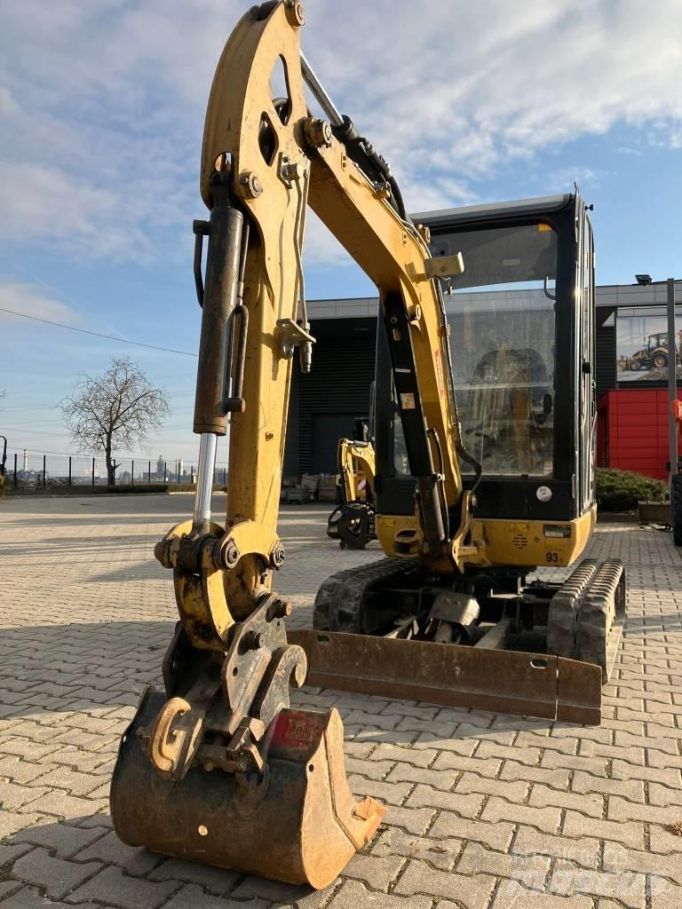 CAT 301.7 D Mini rýpadla < 7t