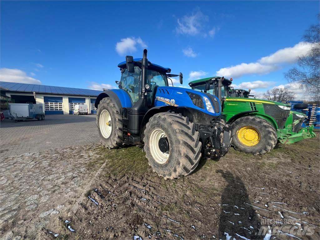New Holland T7.315 Traktory