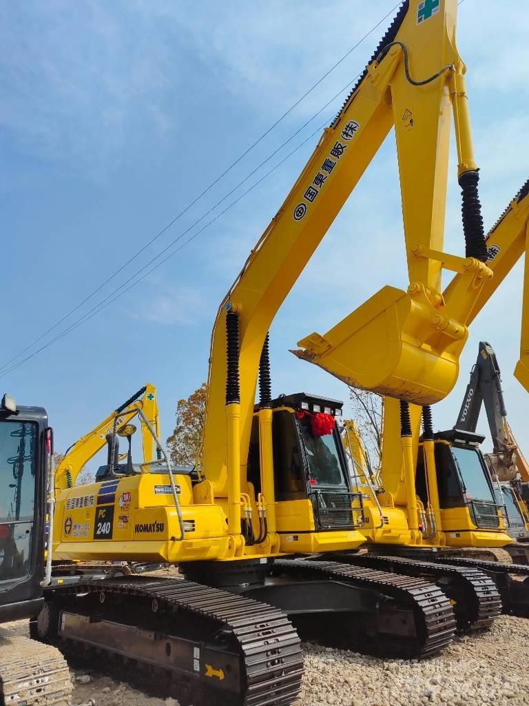 Komatsu PC 240 Pásová rýpadla