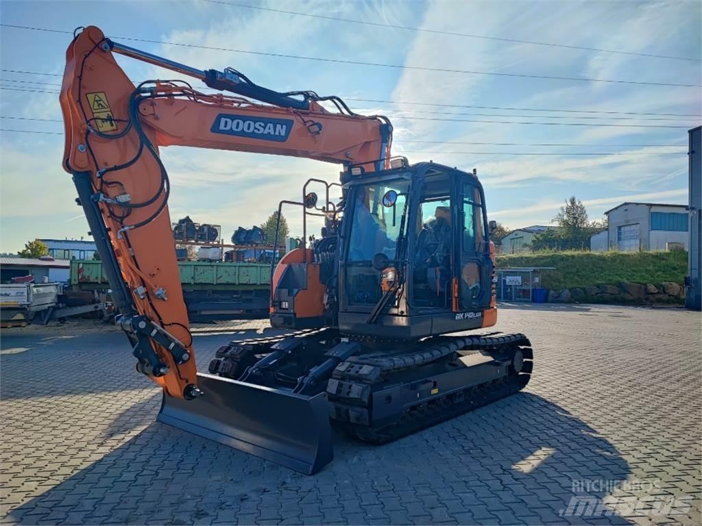 Doosan DX140LCR-7 Pásová rýpadla