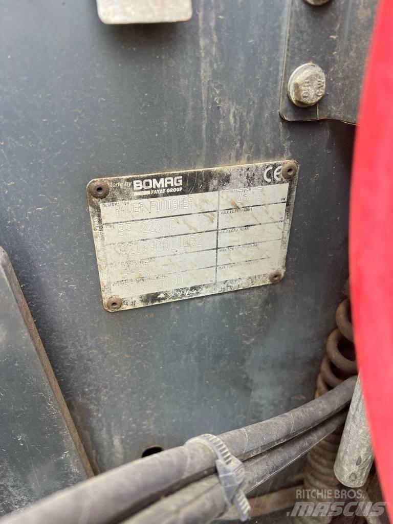 Bomag BF 223 C Finišery