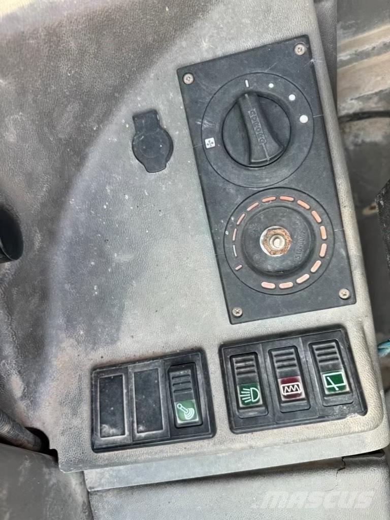 Atlas AR 65 Kolové nakladače