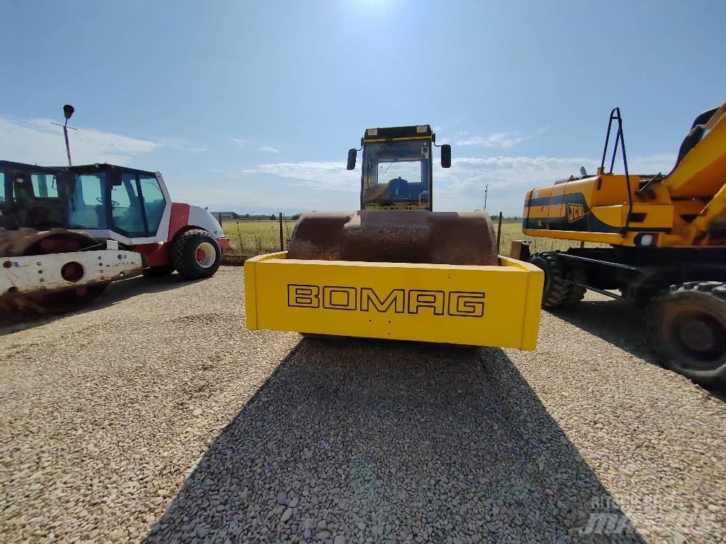 Bomag BW 225 D-3 Tandemové válce