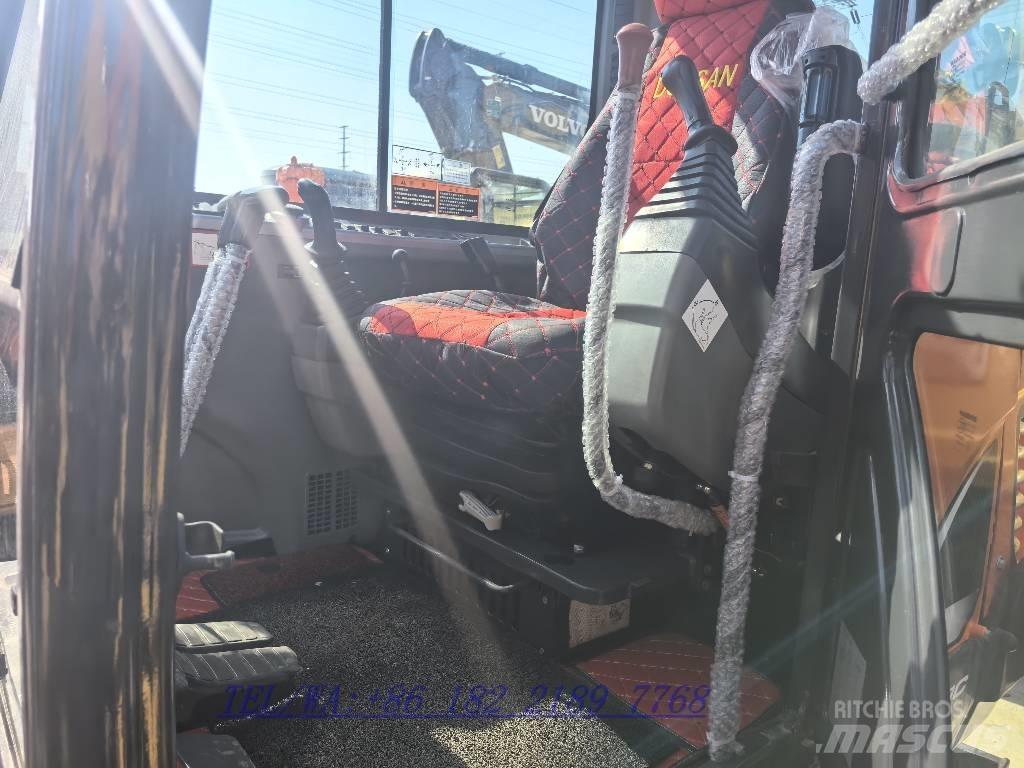 Doosan DX60 Pásová rýpadla