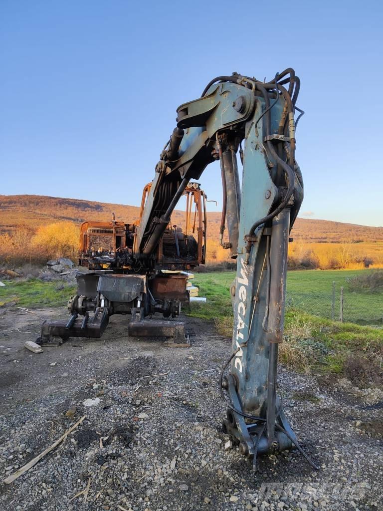Mecalac 714MW Kolová rýpadla