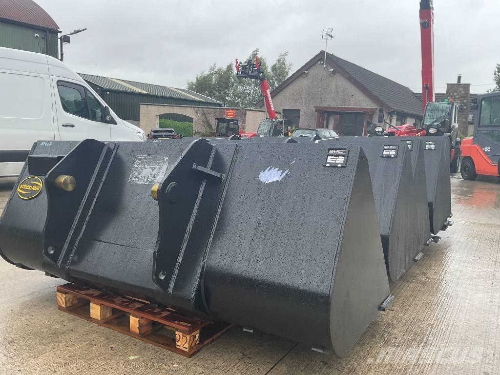 Manitou 1 CM Bucket Teleskopické manipulátory